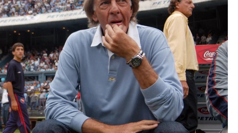 Csar Luis Menotti, el dueo de una de las veredas de la histrica grieta del ftbol argentino