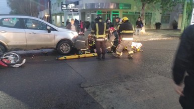 Río Gallegos: rescatan a un conductor aplastado por un rodado 