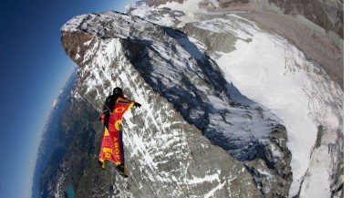 Wingsuit, el "vuelo de pájaro" extremo y peligroso que está de moda en la Patagonia