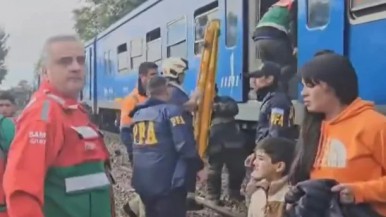 Una formación del Tren San Martín chocó contra una locomotora en Palermo