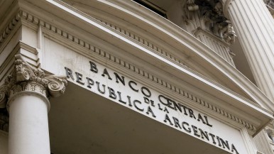 El Banco Central reconoció que tuvo una pérdida millonaria en 2023: las razones