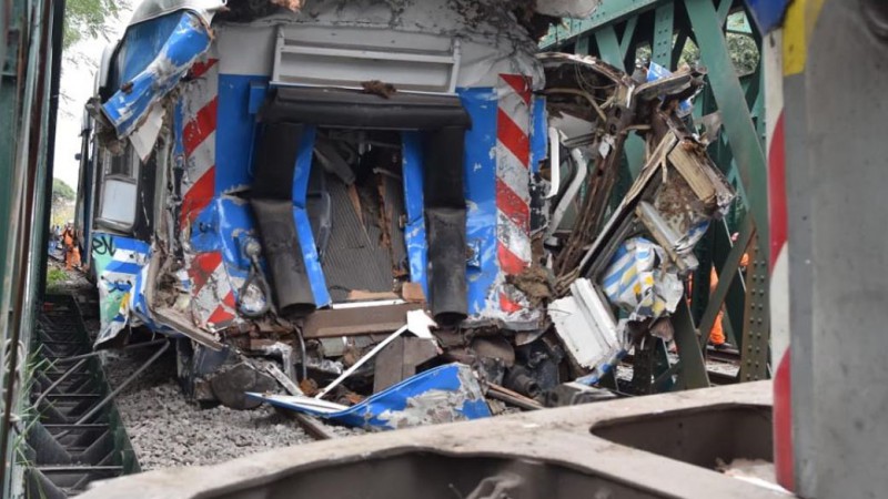 Diez personas sufrieron lesiones en el crneo tras el choque de trenes en Palermo