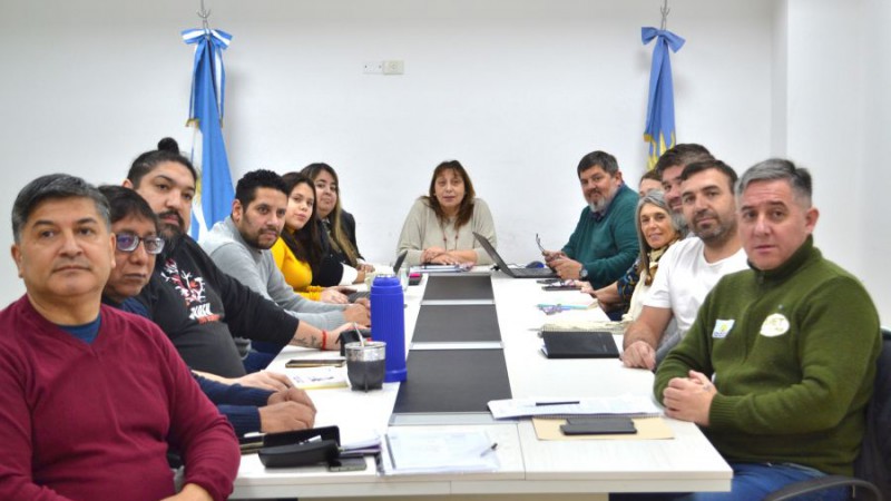 Convocan a gremios docentes de Santa Cruz a paritaria para este 3 de septiembre