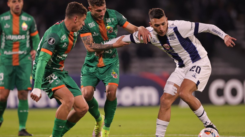 Talleres gan y sigue primero en su grupo en la Copa Libertadores 