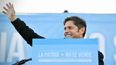 Kicillof envió duros mensajes contra Milei 