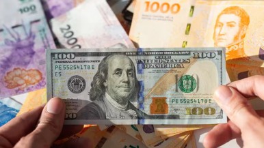 El dólar libre aumentó más de 5% en un día: los motivos y a cuánto cotiza 