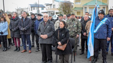 Se llevó adelante el emotivo acto en homenaje al soldado José Honorio Ortega, a 42 años de su fallecimiento en la Guerra de Malvinas