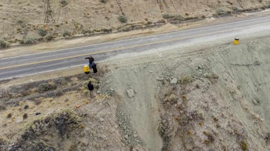 Grieta en Ruta 3: Soloaga criticó a Vialidad Nacional quien "hizo un simple amontonamiento de tierra"