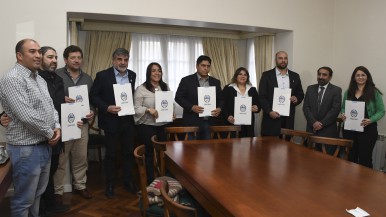 El gobierno de Santa Cruz desarrollará 22 obras en el interior provincial