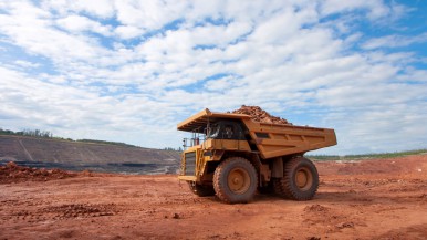 Tras el pedido de Carambia de subir las regalías para firmar el dictamen de la ley Bases, las mineras salieron con los tapones de punta 