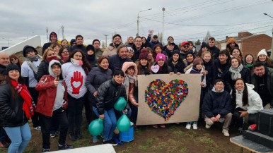 Río Gallegos: el corazón gigante que formaron por el Día Mundial de la Donación de órganos