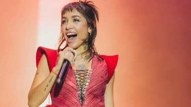 María Becerra adelantó que su nuevo disco tiene colaboración con "una leyenda del reggaetón" y revolucionó las redes