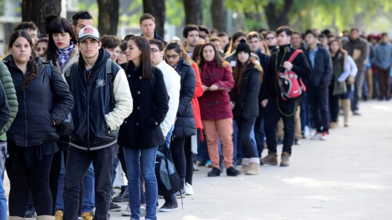 En los primeros siete meses de la nueva gestin nacional se perdieron 182.000 puestos de trabajo registrados