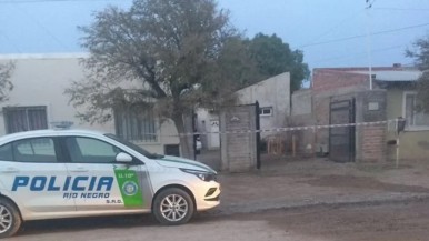 Asesinaron a un taxista a puñaladas y le prendieron fuego la casa