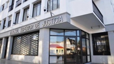 El Tribunal Superior de Justicia le envió una nota al gobernador Claudio Vidal: pedido de audiencia, "desconcierto" por sus declaraciones y problemas edilicios  