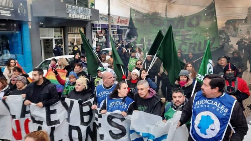 Este lunes 1 de julio marcharn en Ro Gallegos contra los despidos de trabajadores de organismos estatales nacionales