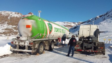 Llegaron tanques de GLP a El Chaltén y Lago Posadas