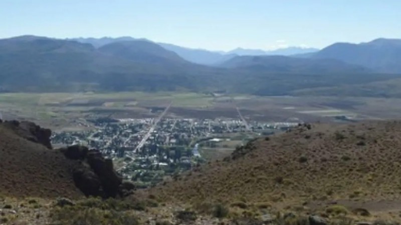 Docente cay desde un barranco de 50 metros y muri