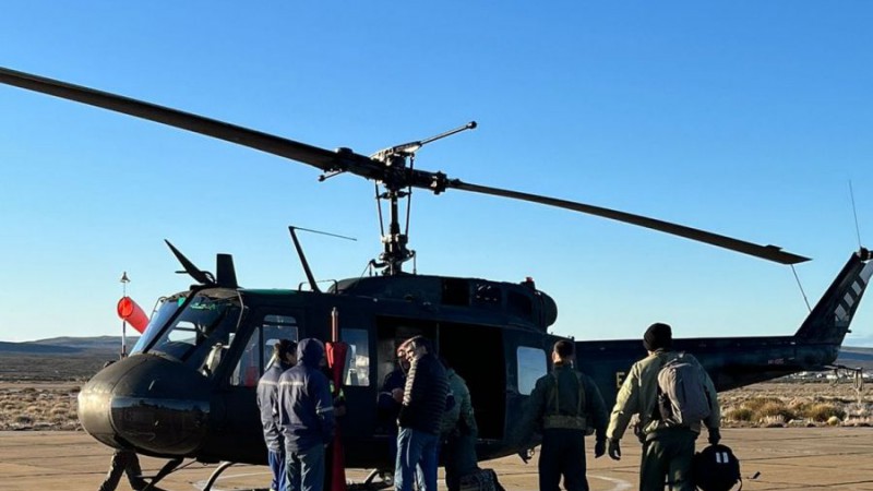 Dos aeronaves partieron hacia San Julin .