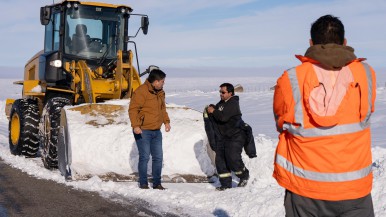 El gobernador  recorre las zonas más afectadas del norte de Santa Cruz 