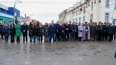 Hubo acto protocolar en el centro de Río Gallegos 