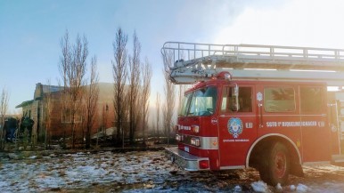 Piden ayuda para veterano que perdió su vivienda en un incendio 