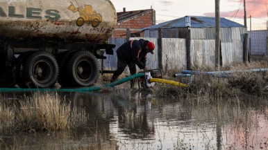 EL Municipio llevó adelante tareas para apaciguar los efectos del deshielo. 