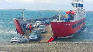 38 mil pesos es el nuevo valor del cruce de la barcaza hacia Tierra del Fuego