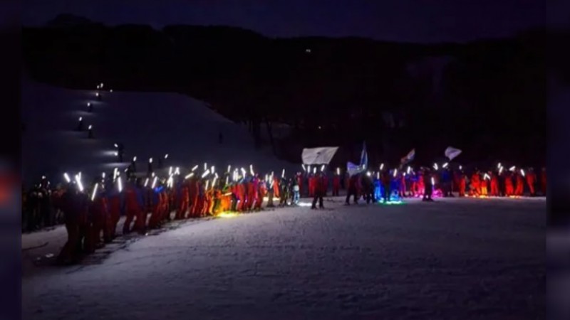 Realizaron la bajada de antorchas en Ushuaia, la ciudad ms austral del mundo