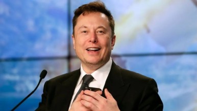 El magnate Elon Musk lanzó una búsqueda de trabajadores argentinos y pagará hasta 3300 dólares por mes: los requisitos de contratación 