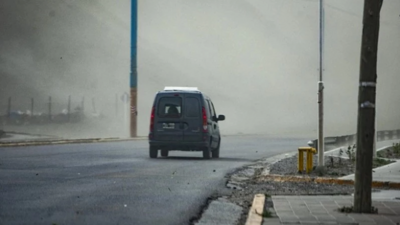 Alerta por fuertes vientos en la zona sur de Santa Cruz para este martes 