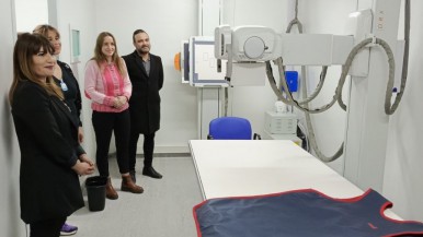 Salud: inauguran nuevo equipo de Rayos X  en el Hospital Modular 