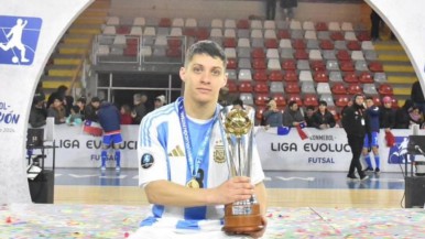 Juan Bautista Brasesco, el santacruceño que se consagró con la Selección Argentina de futsal en la Liga Evolución 2024  