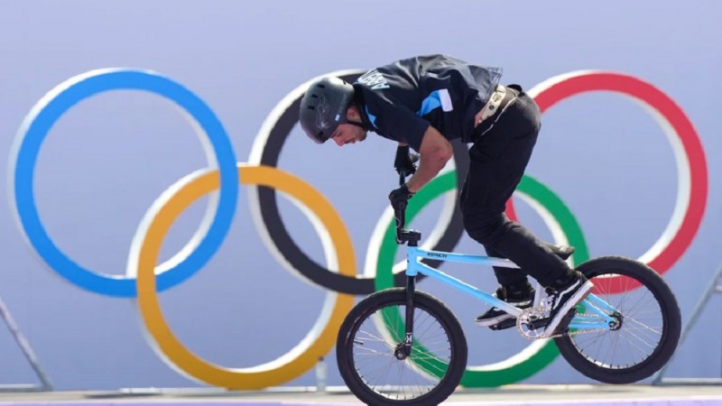 Jos Torres va por la final del BMX