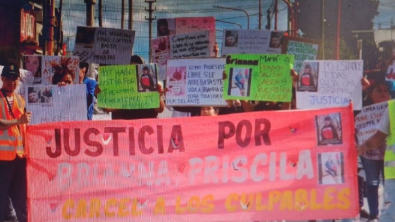 "Lo nico que hemos logrado hasta el momento en una condena social, pero un hecho tan aberrante como el que cometieron no se puede olvidar ni perdonar", escribi Jorge Matulich