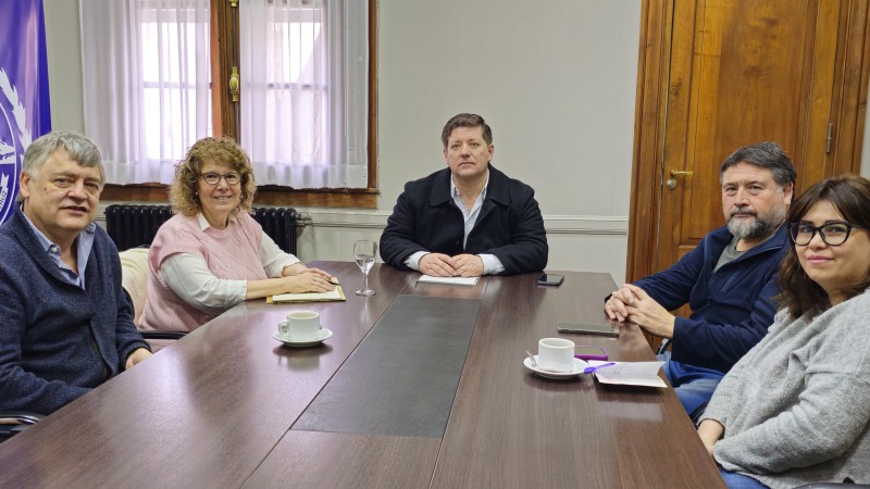 El ministro de Gobierno, Pedro Luxen  recibi a las autoridades de Encuentro Ciudadano. 