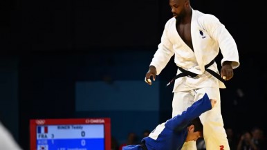 Video: el combate de judo de los Juegos Olímpicos que se volvió viral por la enorme diferencia de los luchadores