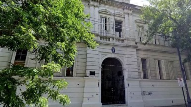 Un niño de 6 años llevó un cuchillo a la escuela y amenazó con degollar a un compañero