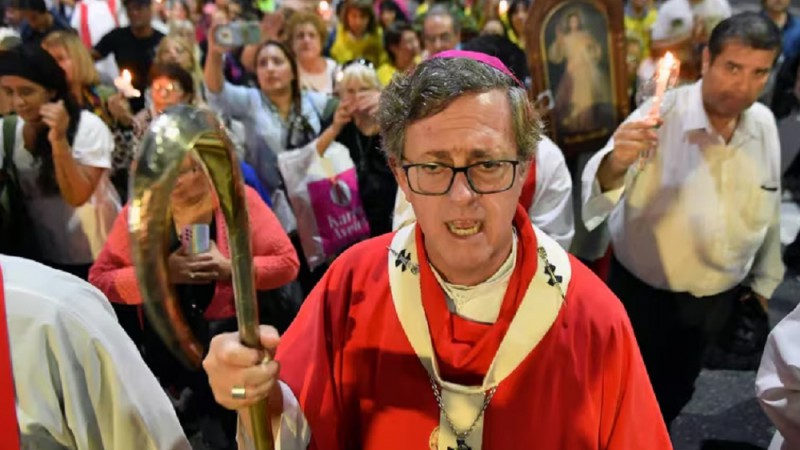 La Iglesia inst a no pasar de largo frente a las vctimas de la exclusin 