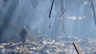 Rusia bombardeó un supermercado y una oficina de correo en Ucrania: al menos 10 muertos y más de 35 heridos