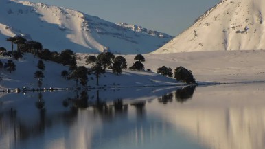 Un estudio reveló que un lago patagónico tiene propiedades terapéuticas 