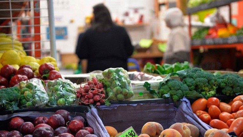 Frutas y verduras: cay hasta un 40% la demanda por la cada del poder adquisitivo y la suba de precios