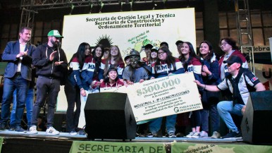 Últimos días para que los alumnos se inscriban en "Reciclá y Viajá" en Río Gallegos: quiénes pueden anotarse y cuántos millones hay en premios  