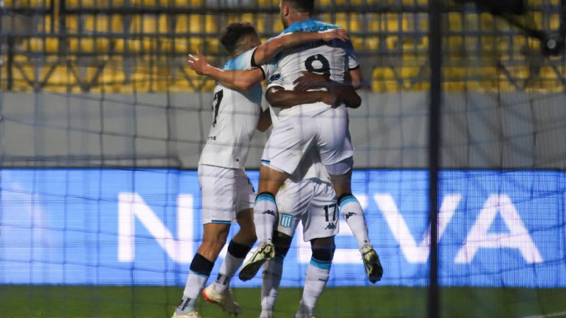 Copa Sudamericana: Racing derrot 2-0 a Huachipato de visitante y sac una buena ventaja