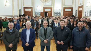 El gobierno de Santa Cruz desarrolló una reunión de gabinete ampliado para evaluar la gestión