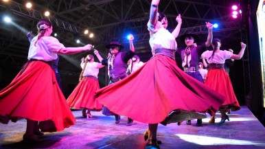 Gran asistencia en el tercer Encuentro Provincial de Danzas en Río Gallegos