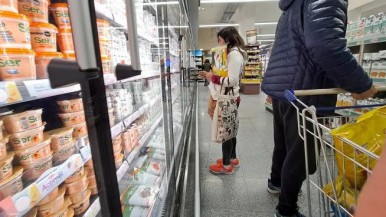 Impuesto PAIS: empresas anticipan una baja de precios del 10% que le quitará más presión a la inflación