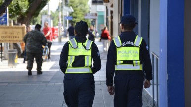 Abrieron las inscripciones para formarse como policía de Santa Cruz: cuáles son los requisitos y cómo es el proceso de admisión  