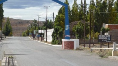 Patagonia: un preso de 23 años apareció muerto en su celda y le encontraron una carta  