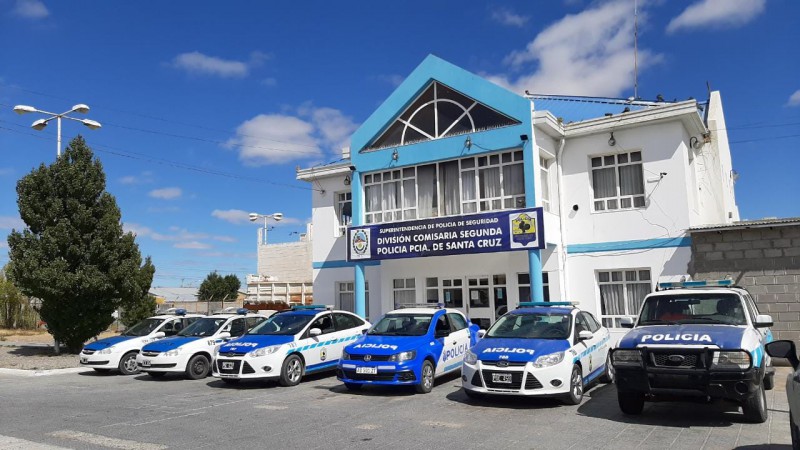 Policias de la seccional segunda debieron intervenir en la refriega . 